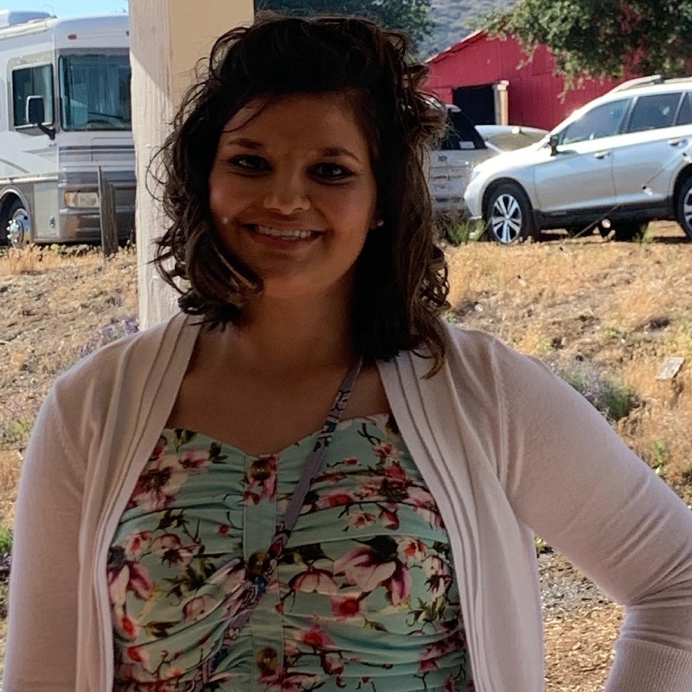 Meet your Posher, Galia